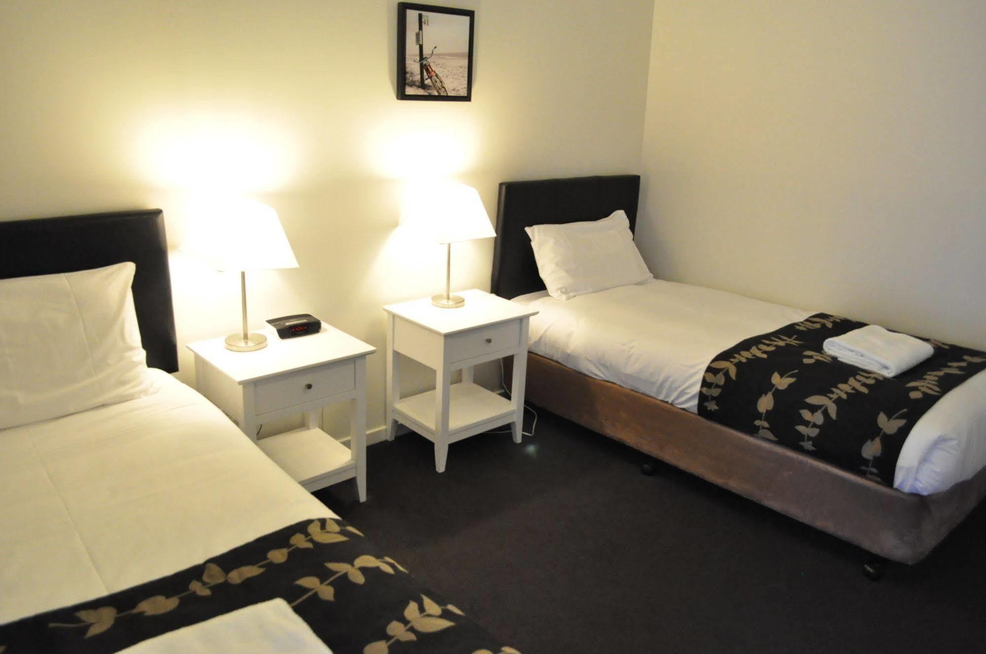 Albury Burvale Motor Inn Εξωτερικό φωτογραφία