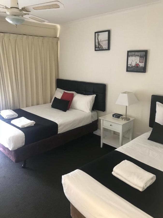 Albury Burvale Motor Inn Εξωτερικό φωτογραφία